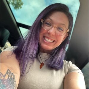 Meet your Posher, Amy